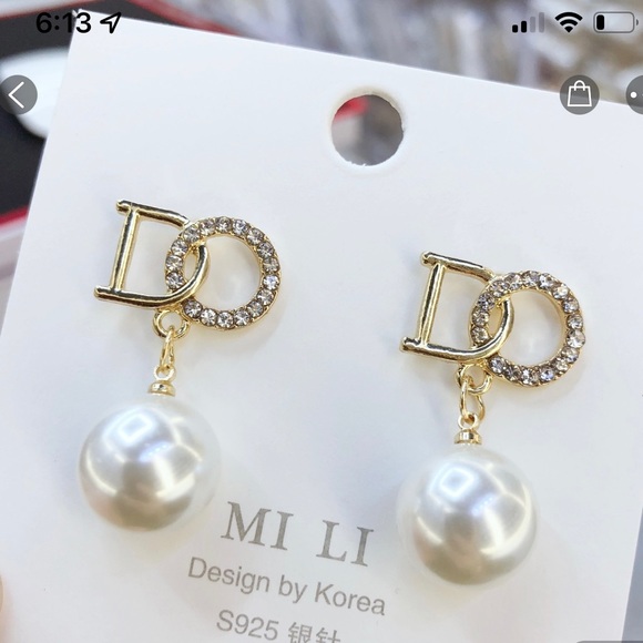 MI LI Jewelry - Pearl Earring in Gold with Pave Diamond NEW